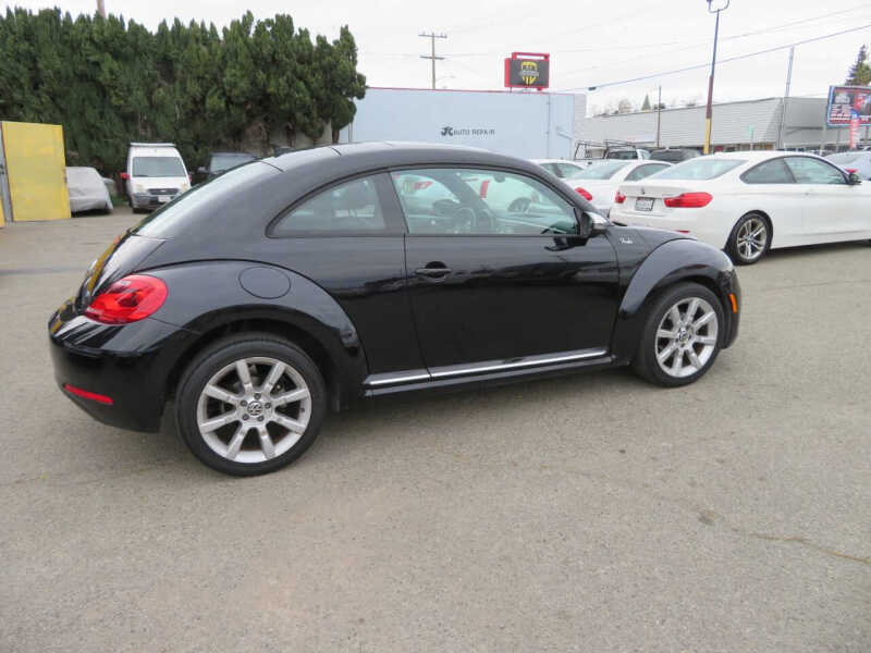 2013 Volkswagen Beetle