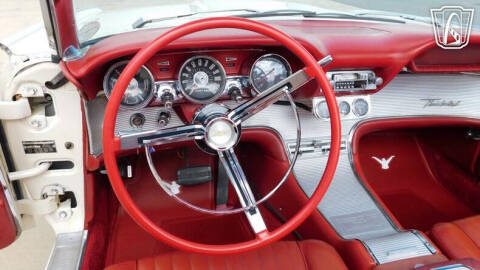 1962 Ford Thunderbird