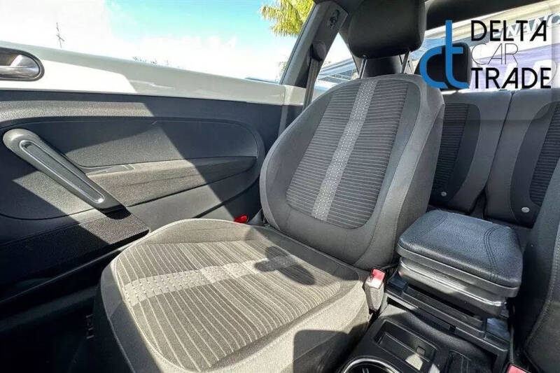 2012 Volkswagen Beetle