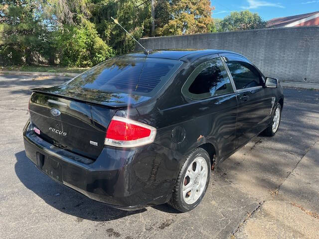2008 Ford Focus SES