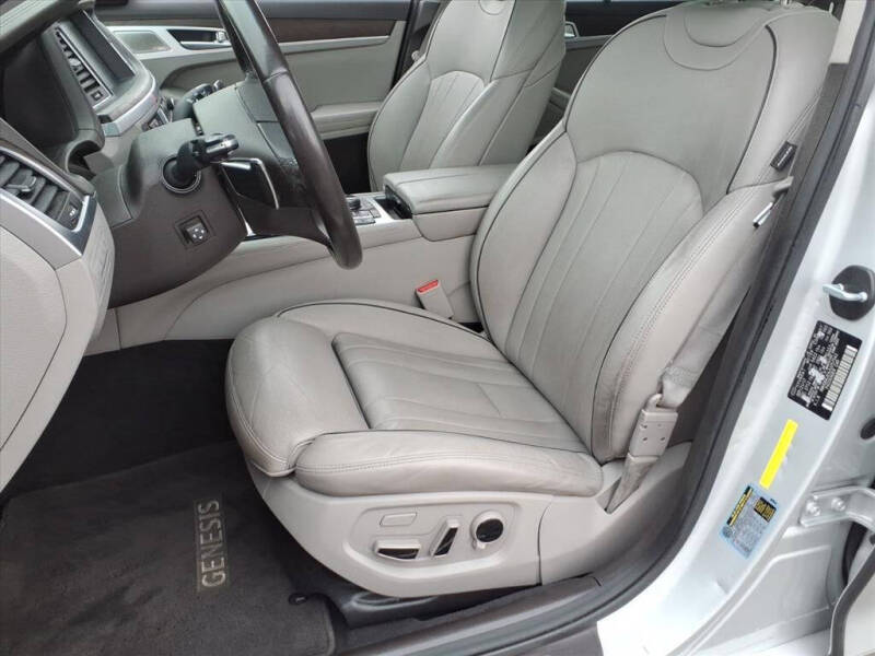 2018 Genesis G80