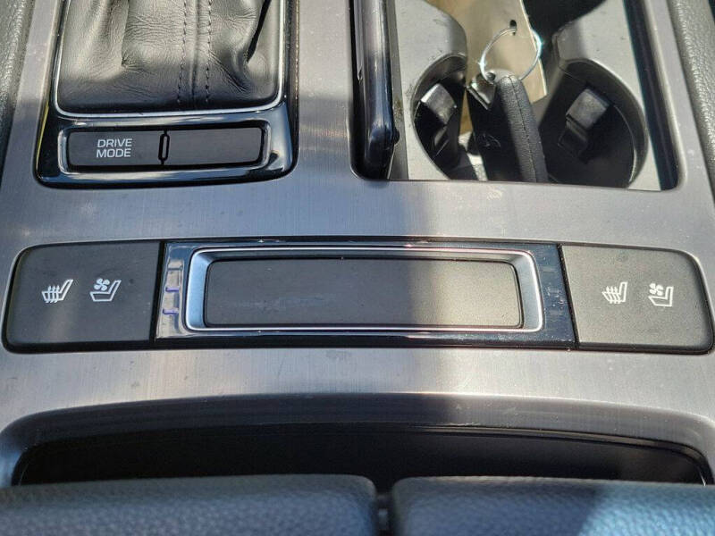2015 Hyundai Genesis