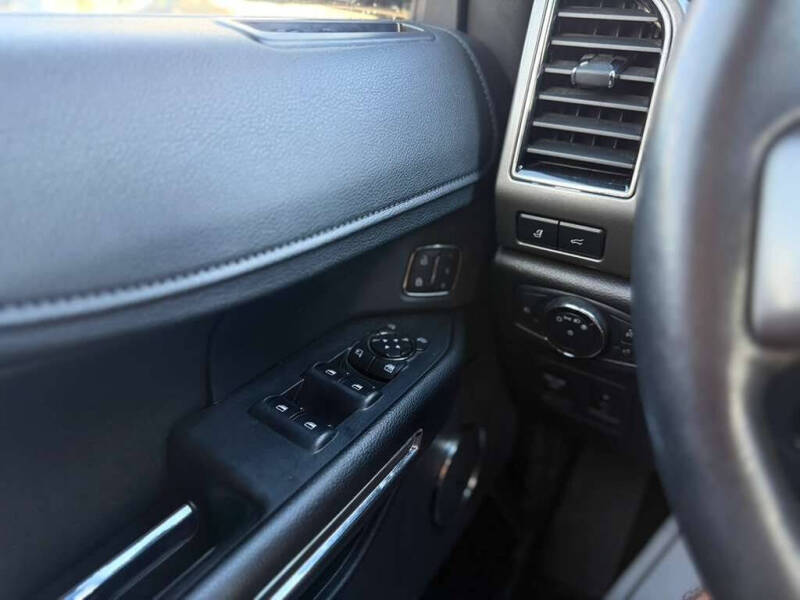 2018 Ford Expedition MAX XLT