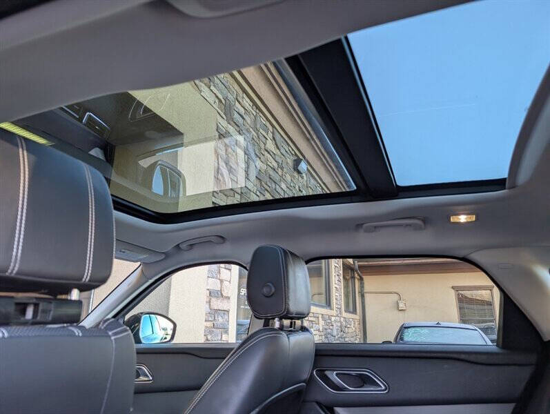 2019 Land Rover Range Rover Velar D180 S