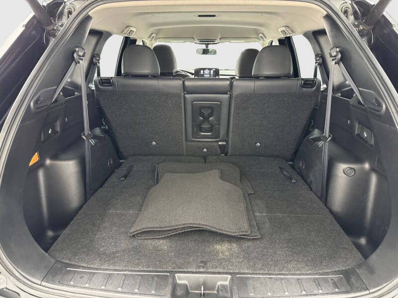 2022 Mitsubishi Outlander Black Edition