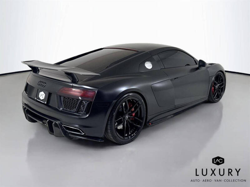 2017 Audi R8 5.2 quattro V10