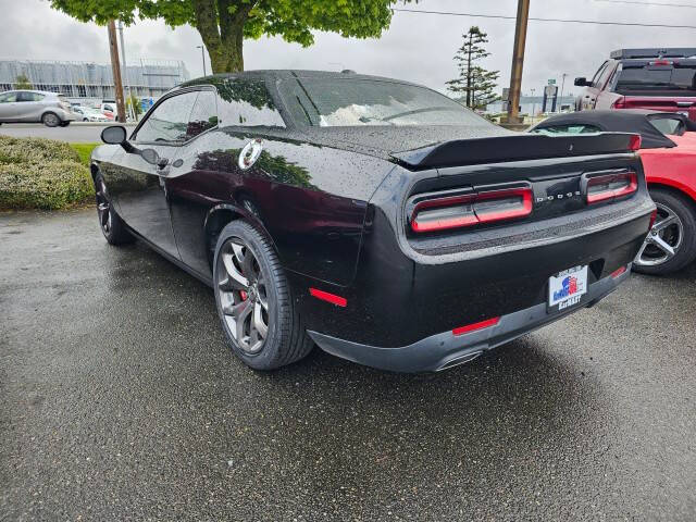 2015 Dodge Challenger SXT