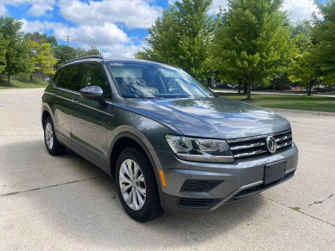 2020 Volkswagen Tiguan for sale at Raptor Motors in Chicago IL