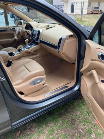2014 Porsche Cayenne S Hybrid