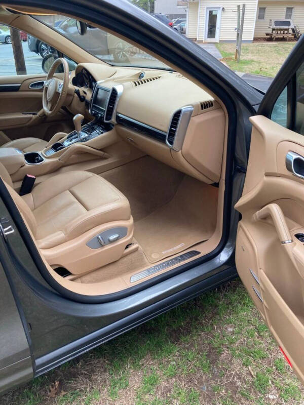 2014 Porsche Cayenne S Hybrid