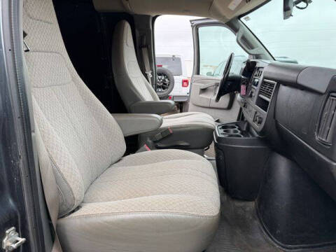 2017 Chevrolet Express 2500