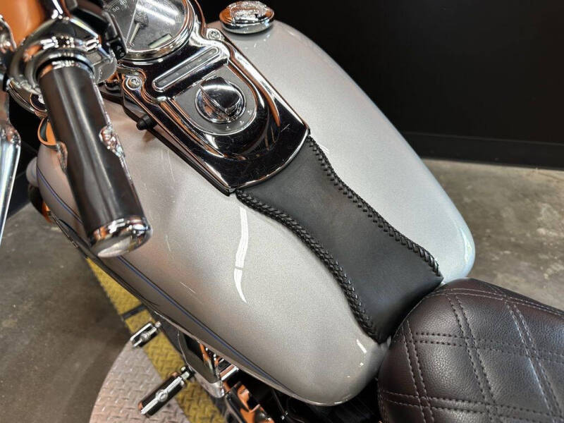 2004 Harley-Davidson FXDWG - Dyna Wide Glide&