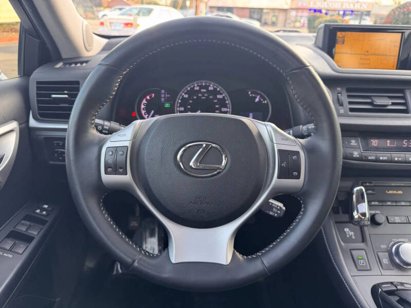 2011 Lexus CT 200h