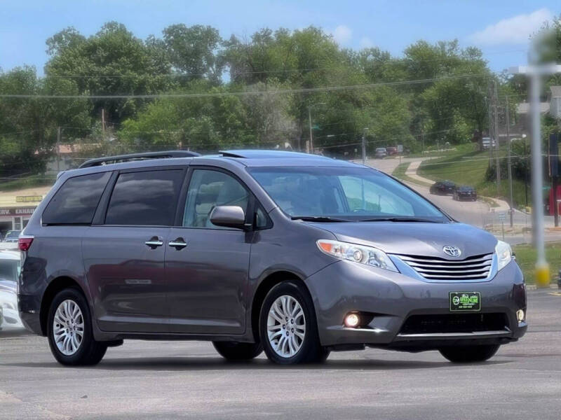 2015 Toyota Sienna