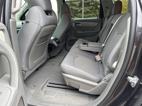 2017 Chevrolet Traverse LS