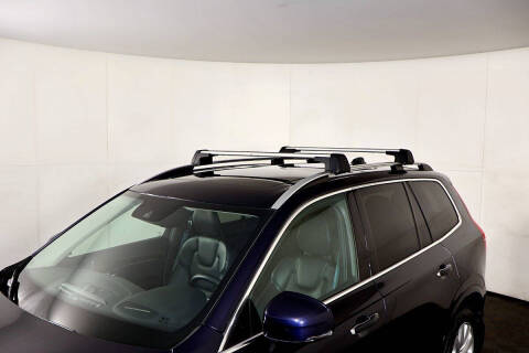 2017 Volvo XC90 T6 Momentum