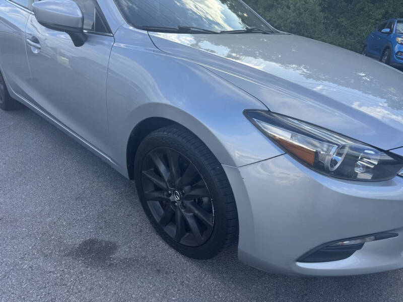 2018 Mazda MAZDA3 Touring