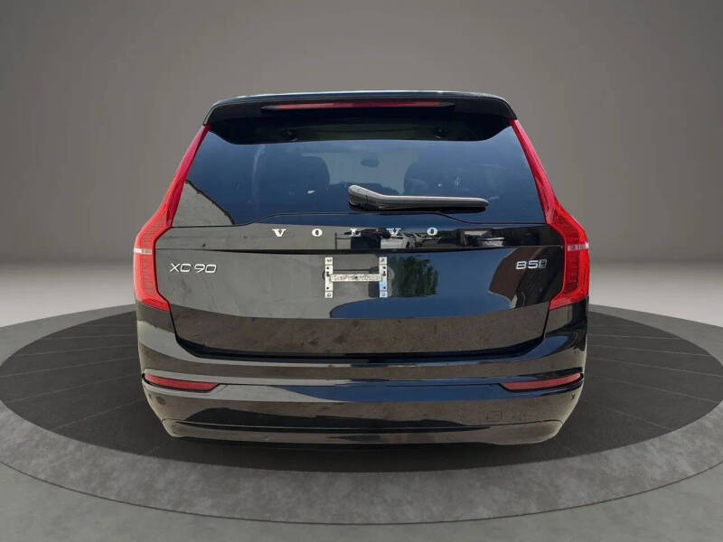 2023 Volvo XC90 B5 Core