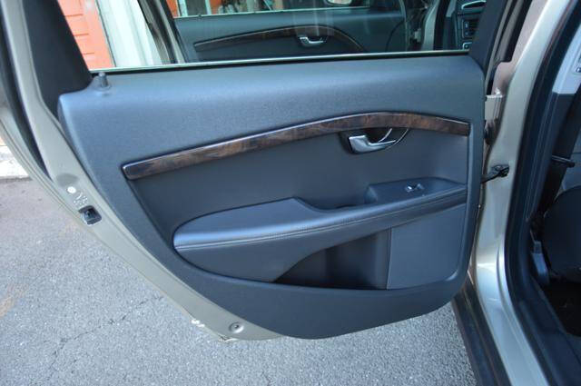 2016 Volvo XC70 T5 Drive-E Premier