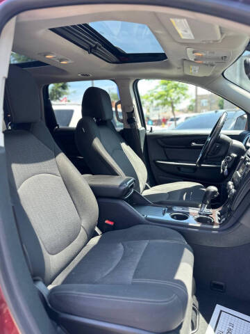 2017 Chevrolet Traverse LT