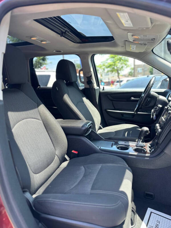 2017 Chevrolet Traverse LT