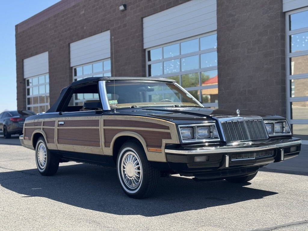 1985 Chrysler Le Baron 10