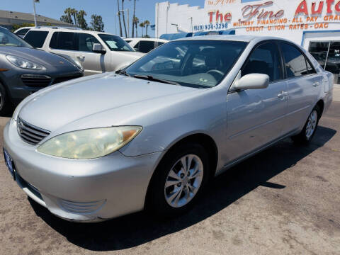 2005 Toyota Camry Standard