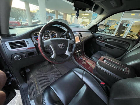 2014 Cadillac Escalade ESV Luxury