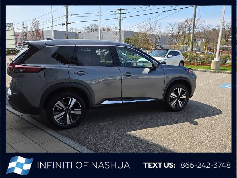 2022 Nissan Rogue SL