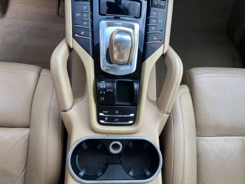 2013 Porsche Cayenne Tiptronic