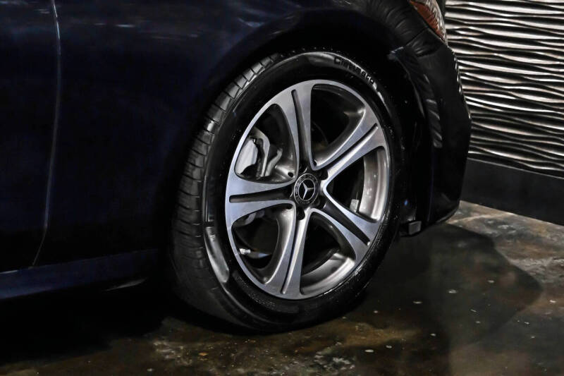 2018 Mercedes-Benz E-Class E 300