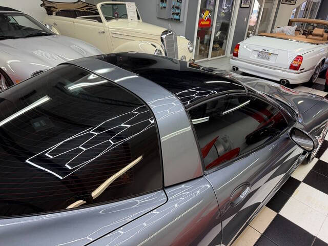 2004 Chevrolet Corvette