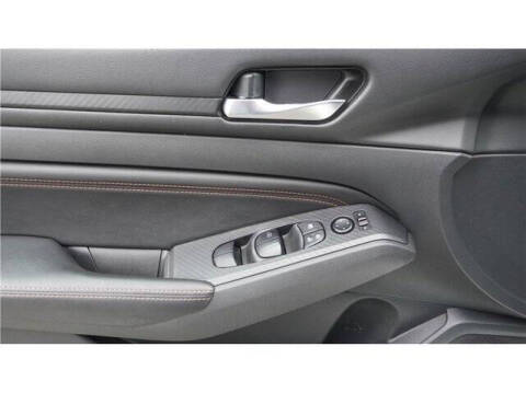 2020 Nissan Altima 2.5 SR