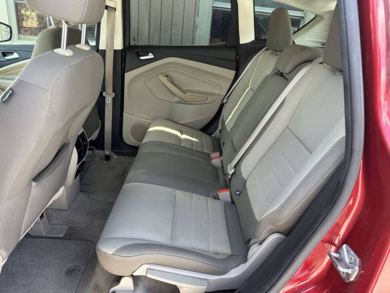 2013 Ford C-MAX Hybrid SE