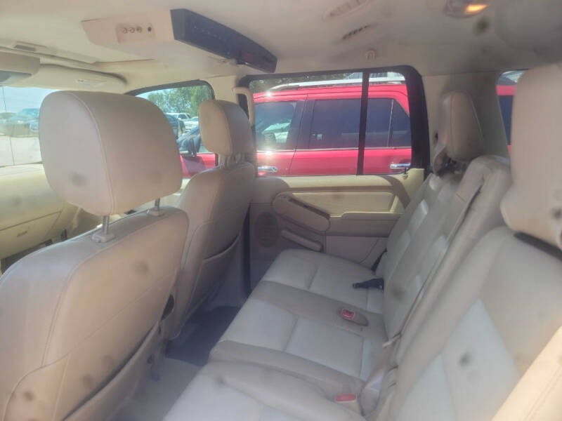 2006 Ford Explorer Limited