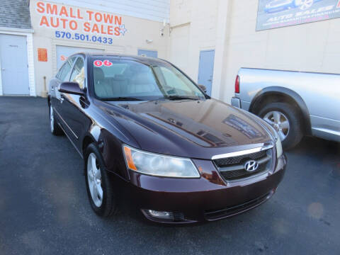 2006 Hyundai Sonata for sale at Small Town Auto Sales in Hazleton PA