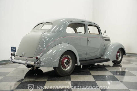 1937 Ford Tudor