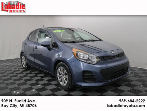 2016 Kia Rio 5-Door LX