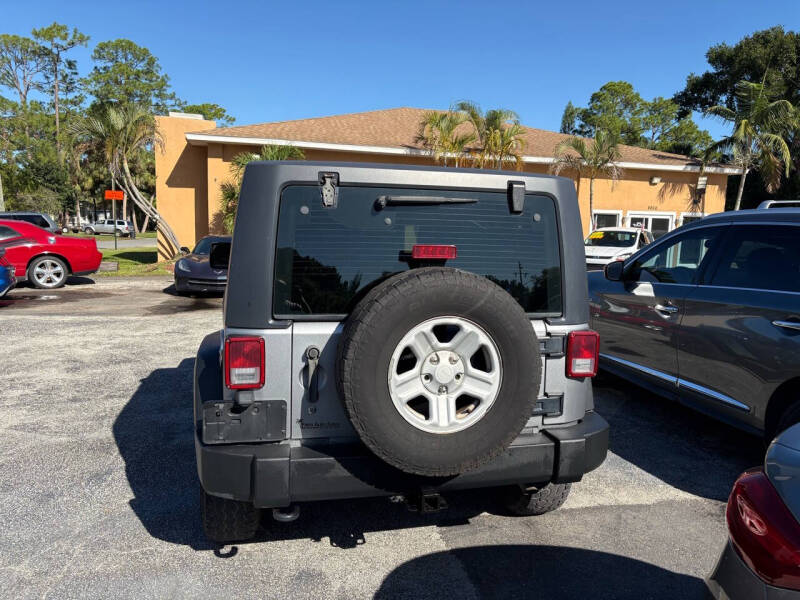 2013 Jeep Wrangler Sport photo 8