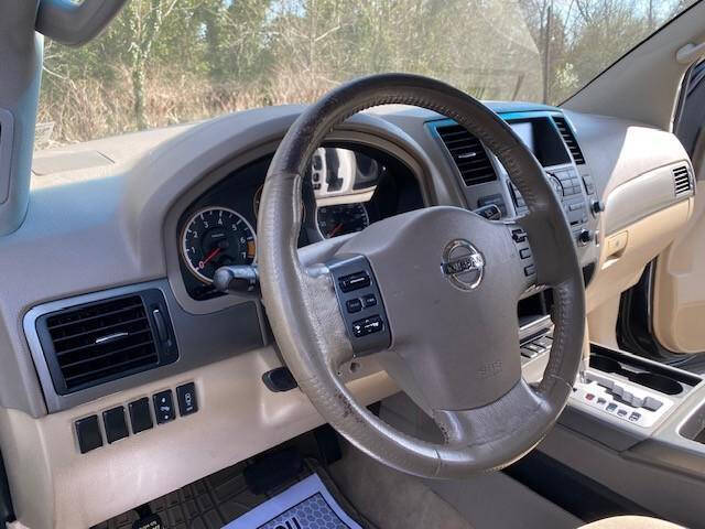 2012 Nissan Armada