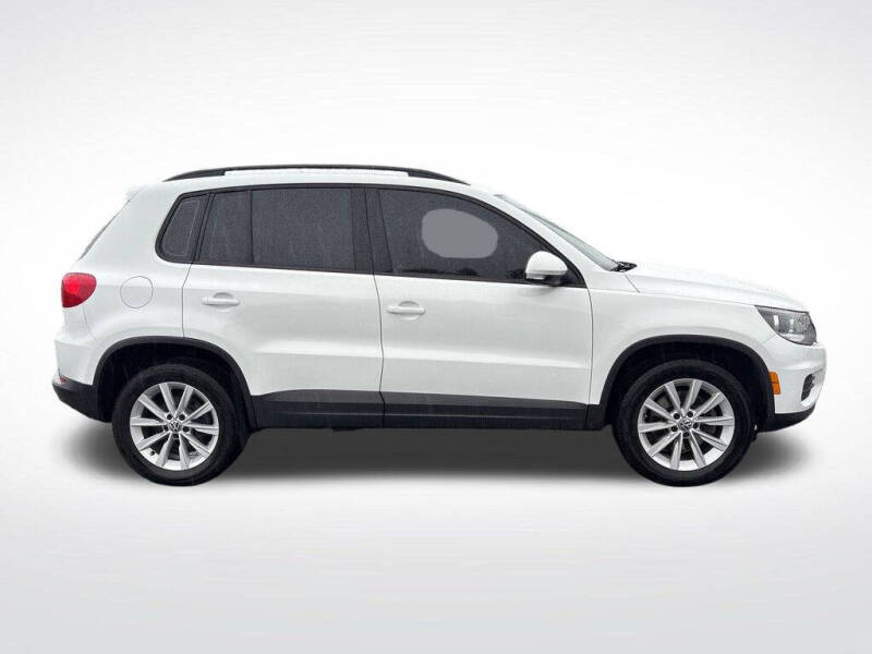 2018 Volkswagen Tiguan Limited 2.0T 4Motion