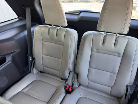 2011 Ford Explorer XLT