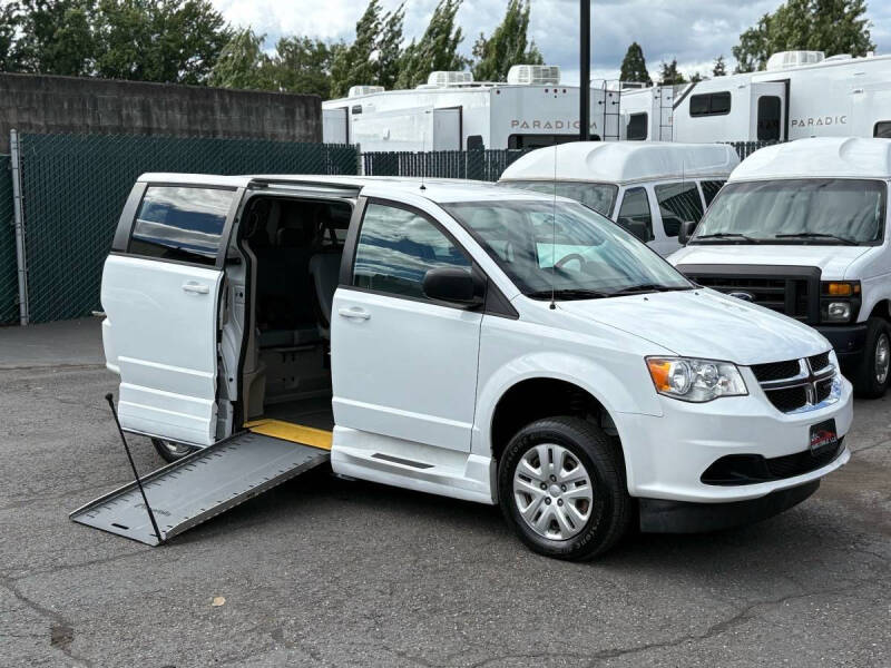 2018 Dodge Grand Caravan SE Plus