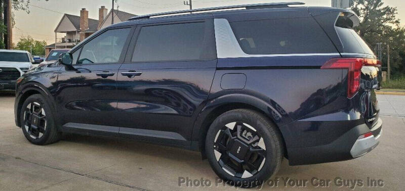 2025 Kia Carnival EX