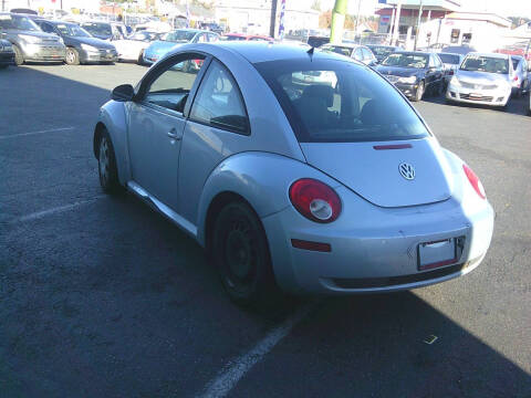 2010 Volkswagen New Beetle