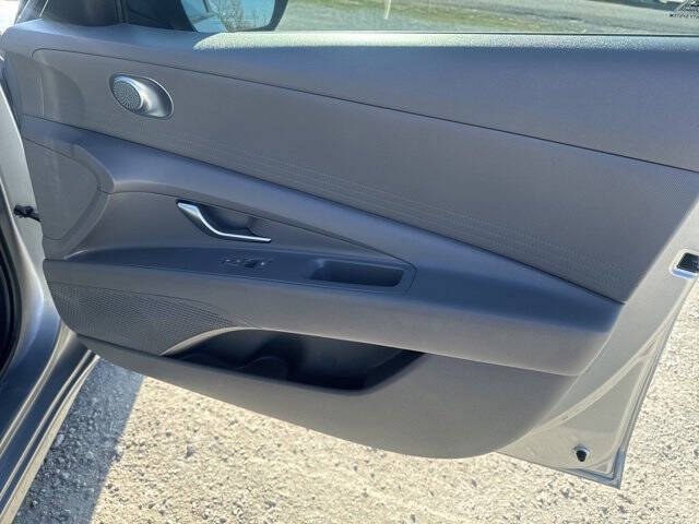 2022 Hyundai Elantra