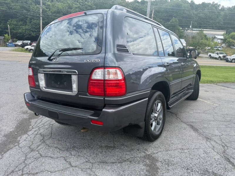 2003 Lexus LX 470
