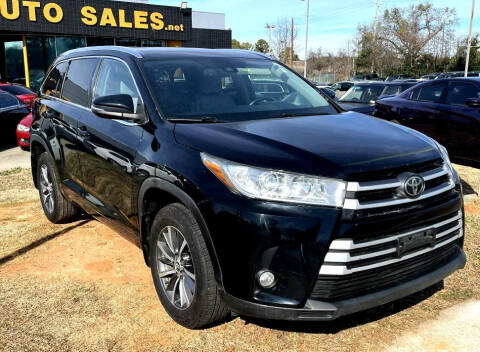 2017 Toyota Highlander SE