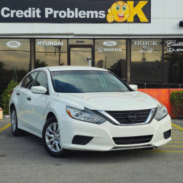 2017 Nissan Altima for sale at Car Depot in Homestead FL