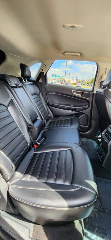 2019 Ford Edge SEL